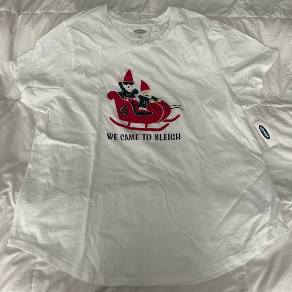 Old Navy Christmas Pajama Set! 🎄🎅🏻 - Picture 2 of 10